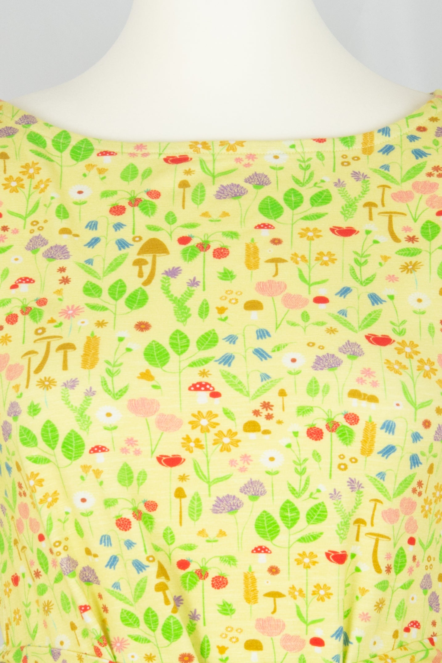 Daneflora Slub Jersey Dress, pale yellow botanical