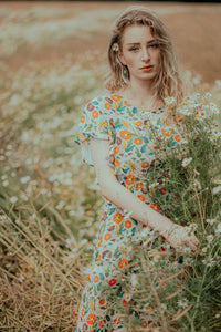 tailliertes Kleid Flügelärmel, Kimono