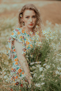 tailliertes Kleid Flügelärmel, Kimono
