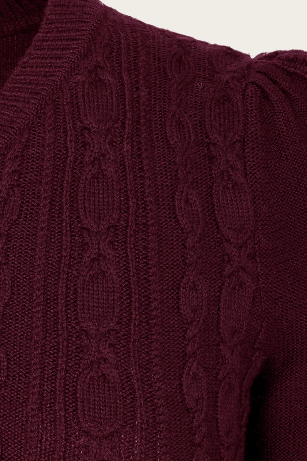 The Ice Skater Cardigan, Black Cherry Wool - taillierte Strickjacke weinrot
