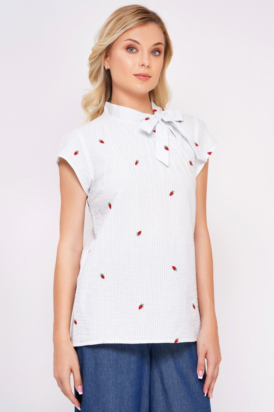 Schleifenbluse, Berries Embroidery