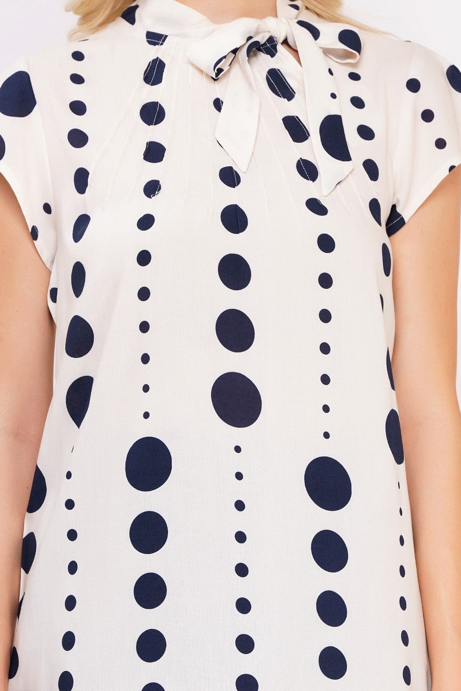 Schleifenbluse, Polka-Ivory