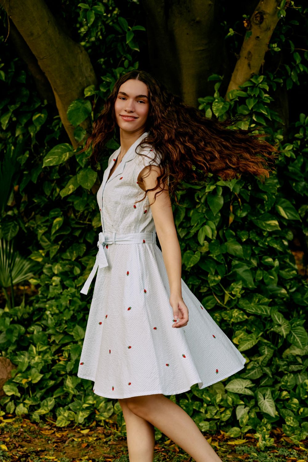 gestreiftes Kleid, Berries Embroidery