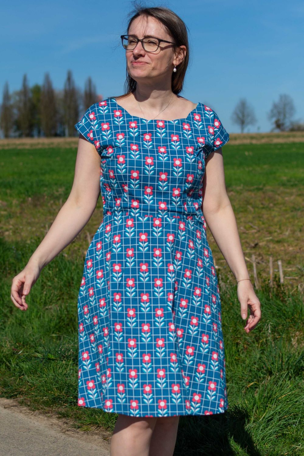 Kleid mit Retrocharme, Floral Grid