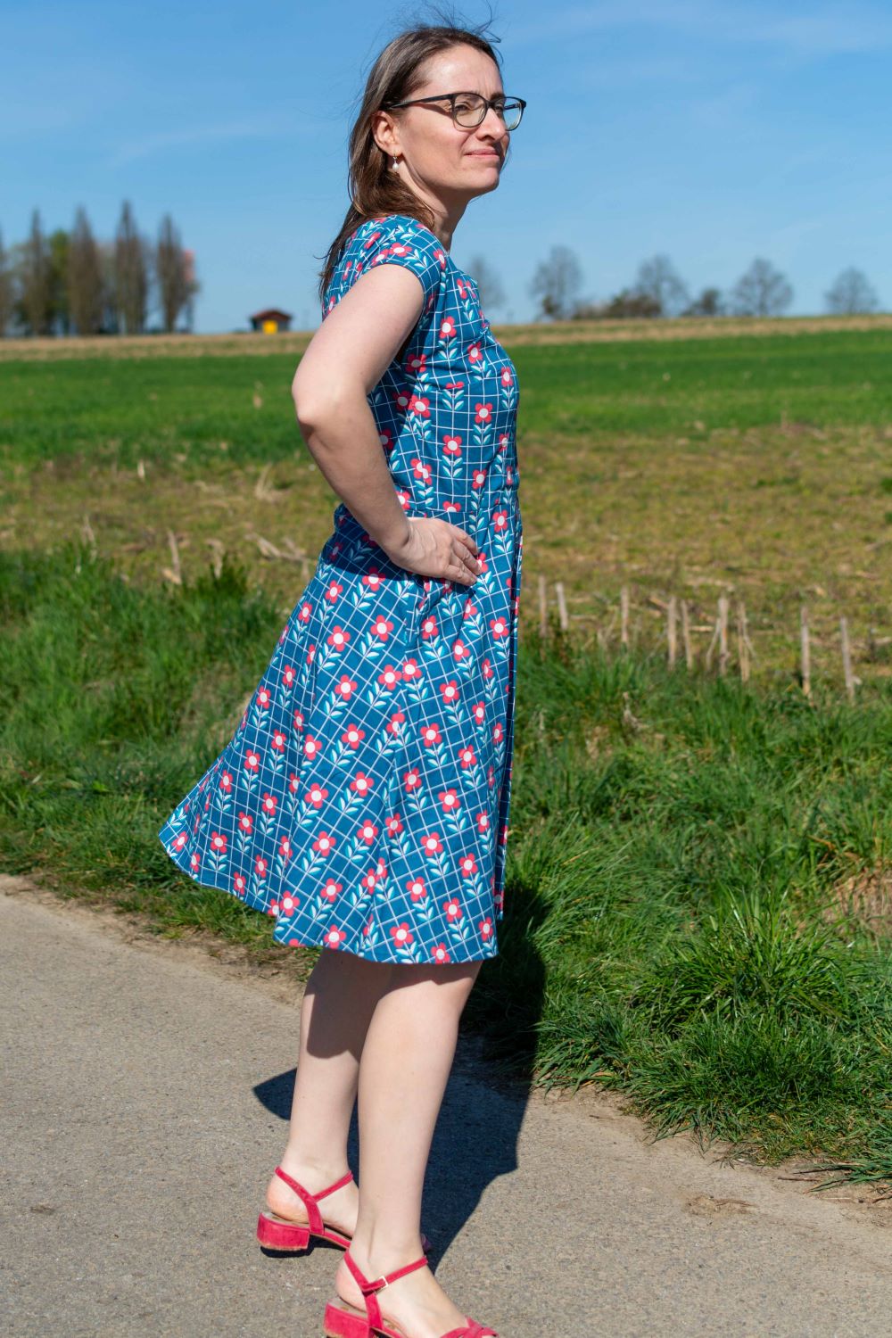 Kleid mit Retrocharme, Floral Grid
