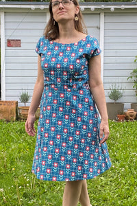 Kleid mit Retrocharme, Floral Grid