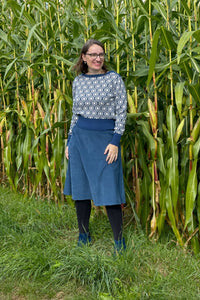 Strickpulli mit Muster, Blau/Weiß