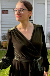 Dalida Kleid, Steam Velvet Olive