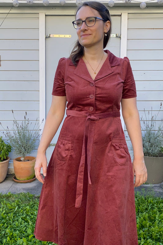 Revers Kordkleid Midi, Marsala