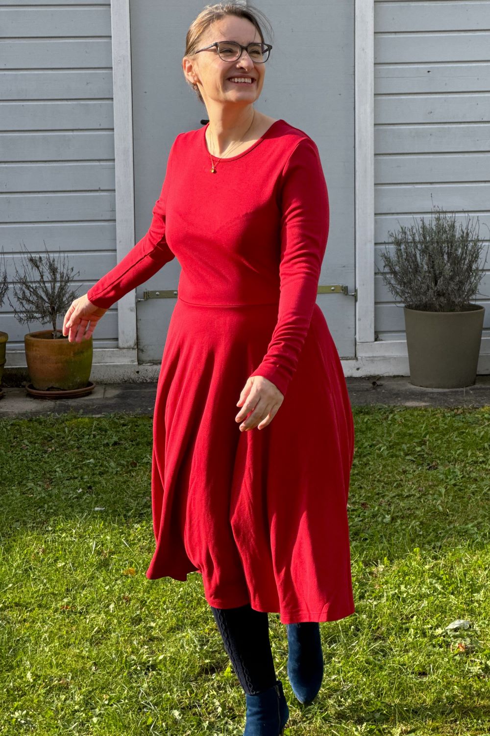 tailliertes Kleid Midi, Rhythmic Red
