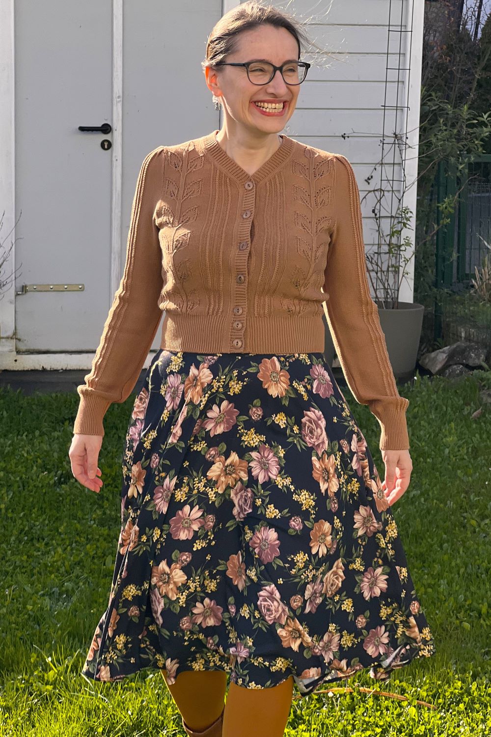Circle Skirt Crepe, Renoir Black
