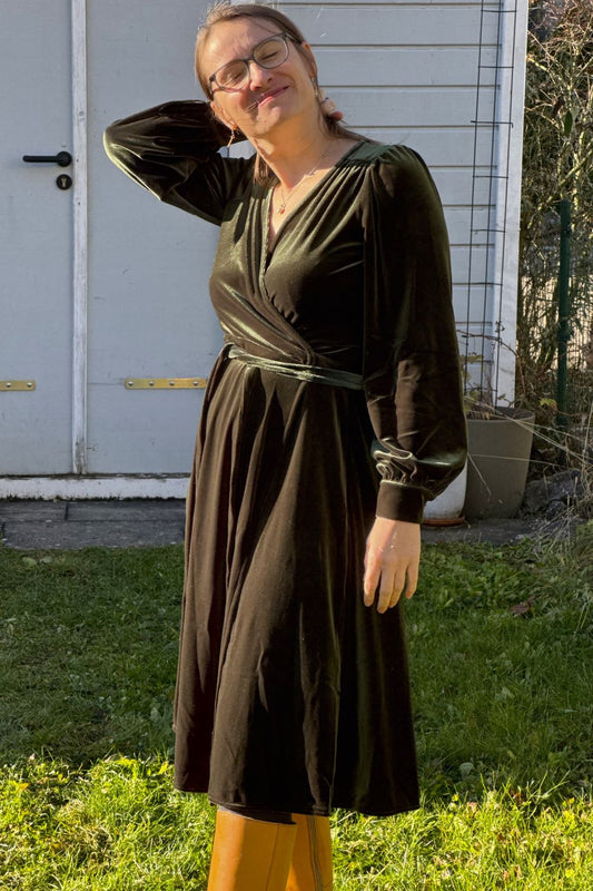 Dalida Kleid, Steam Velvet Olive