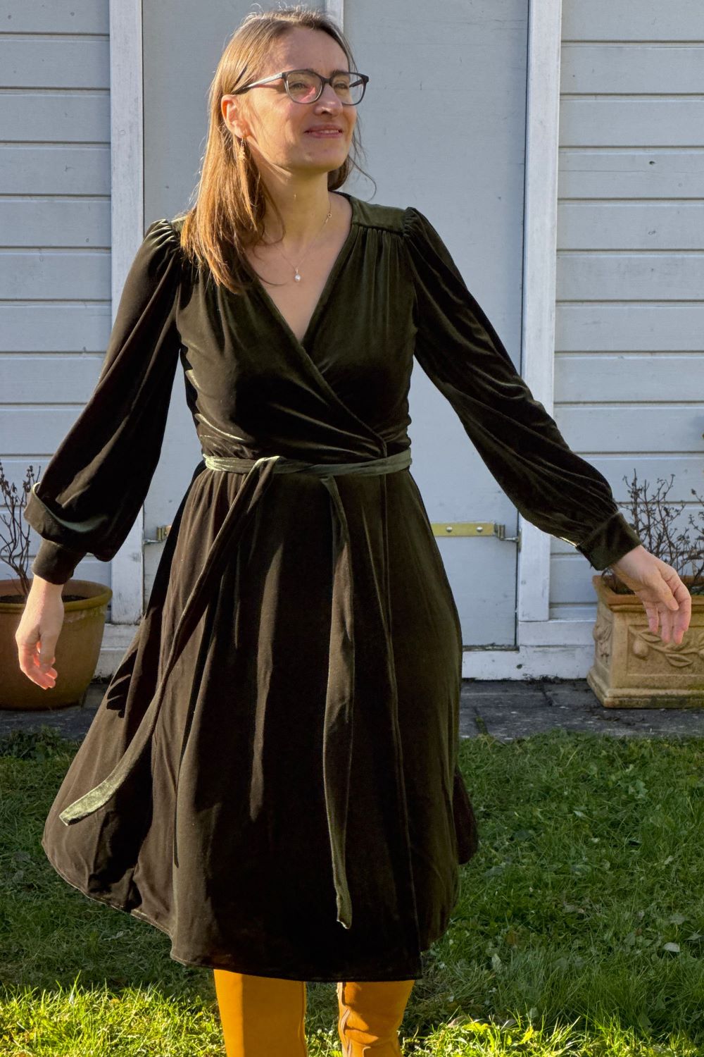 Dalida Kleid, Steam Velvet Olive