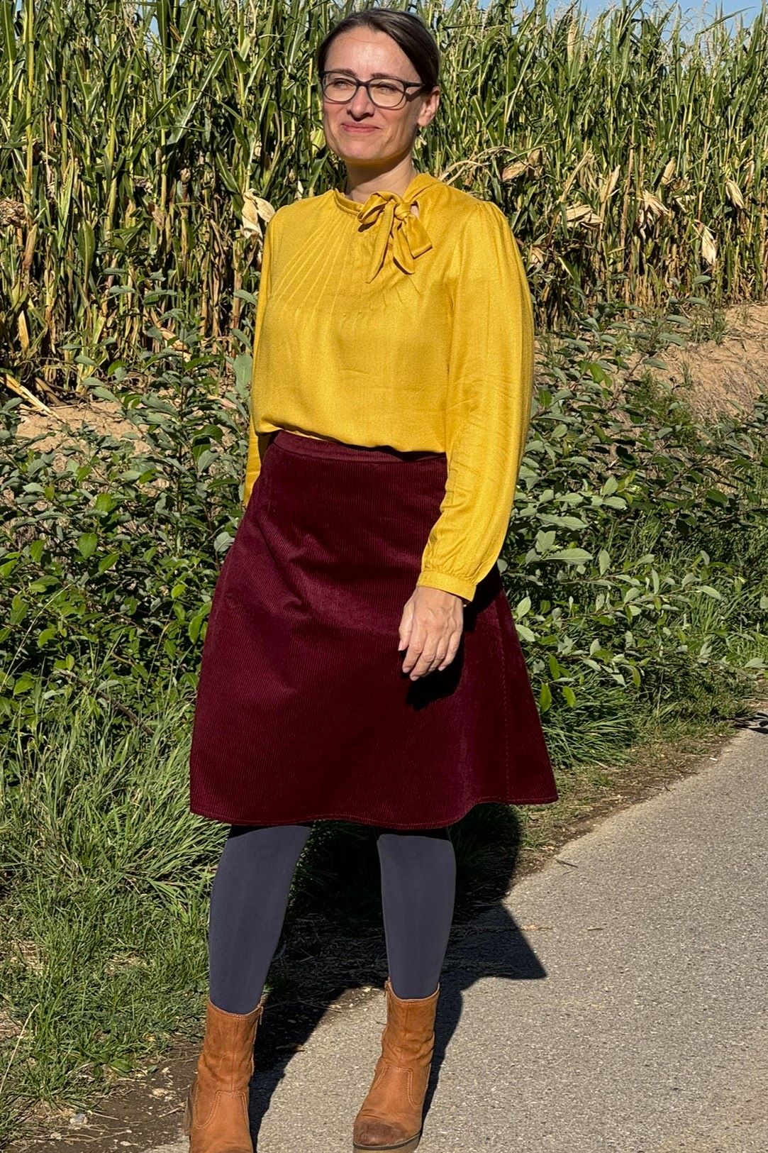 Cordrock A-Line Skirt, Granatrot - ausgestellter Rock knielang