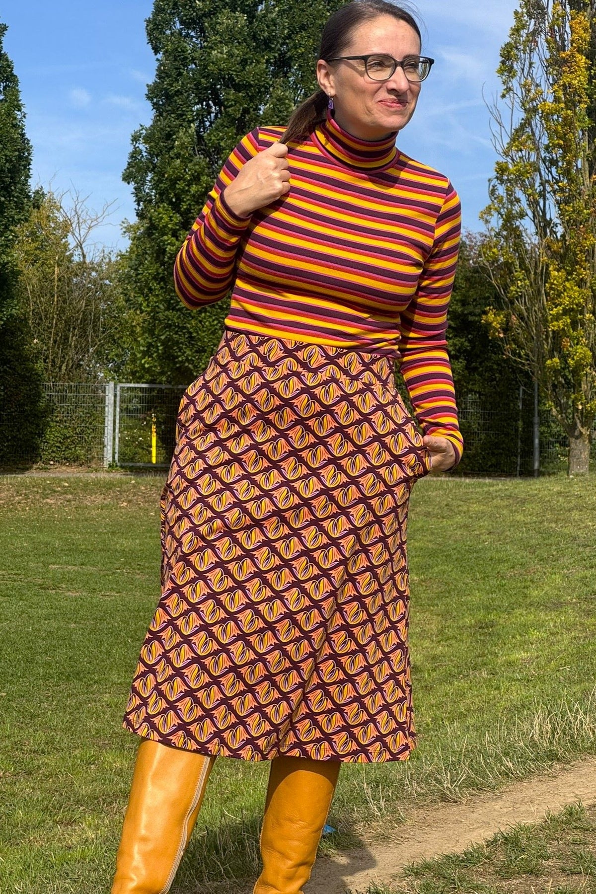 Holly Skirt Cappuccino, Fig - Midirock A-Linie grafisches Muster feige
