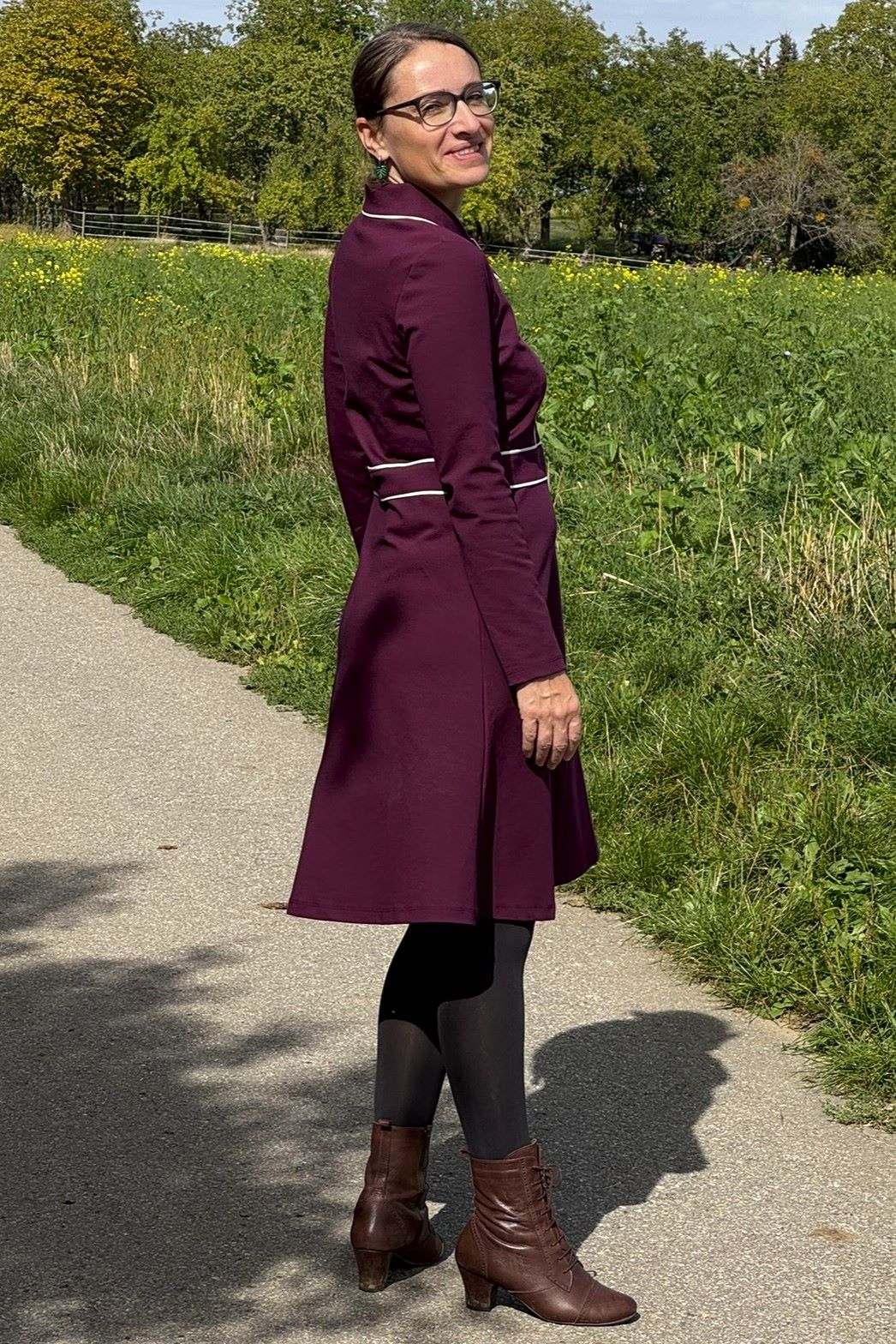 Flow Dress Punta Di Roma, Fig - Kleid Punty-Stoff in weinrot langarm