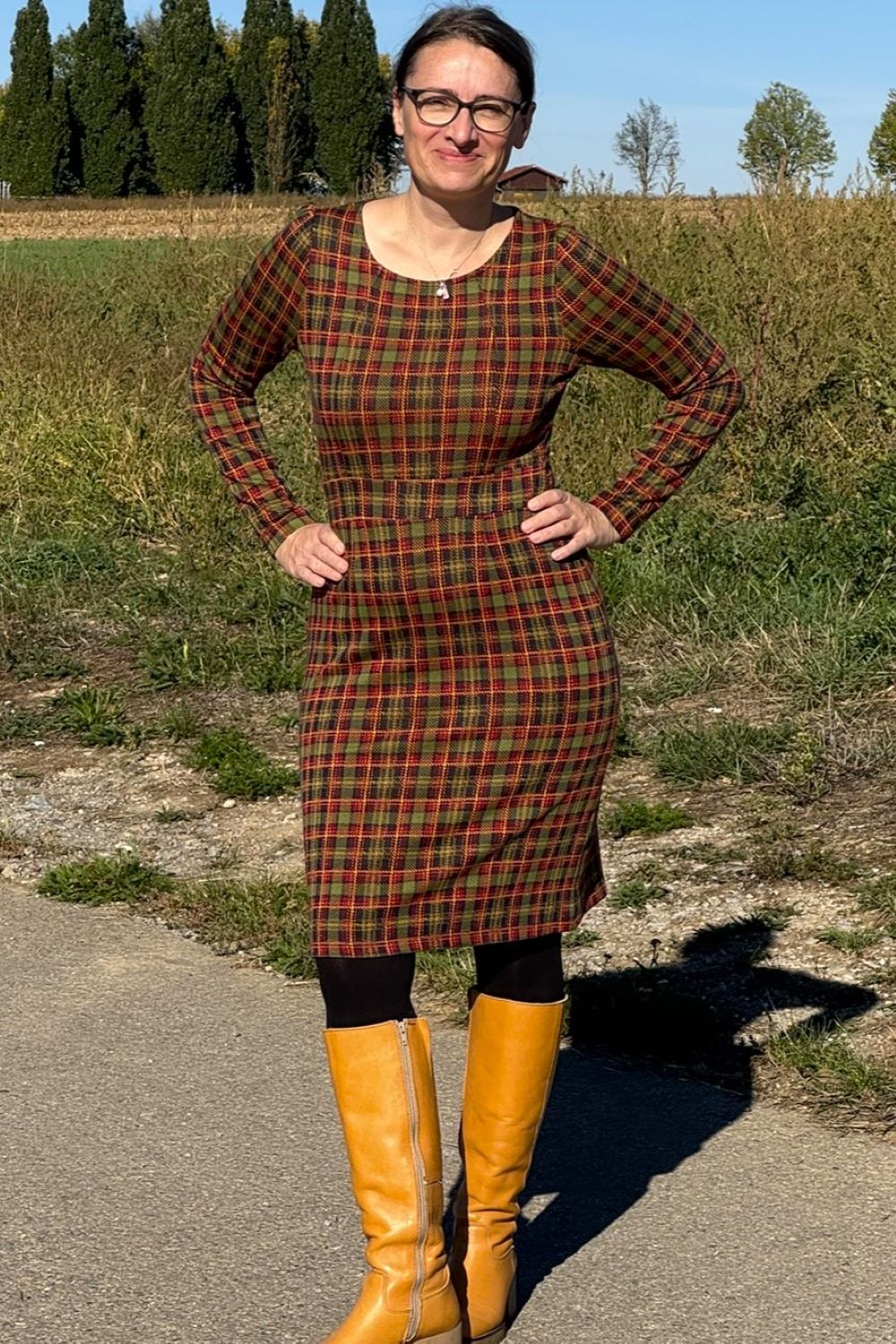 Elise Dress Surplus Square, Sphagnum - Kleid Etuischnitt Karo langarm