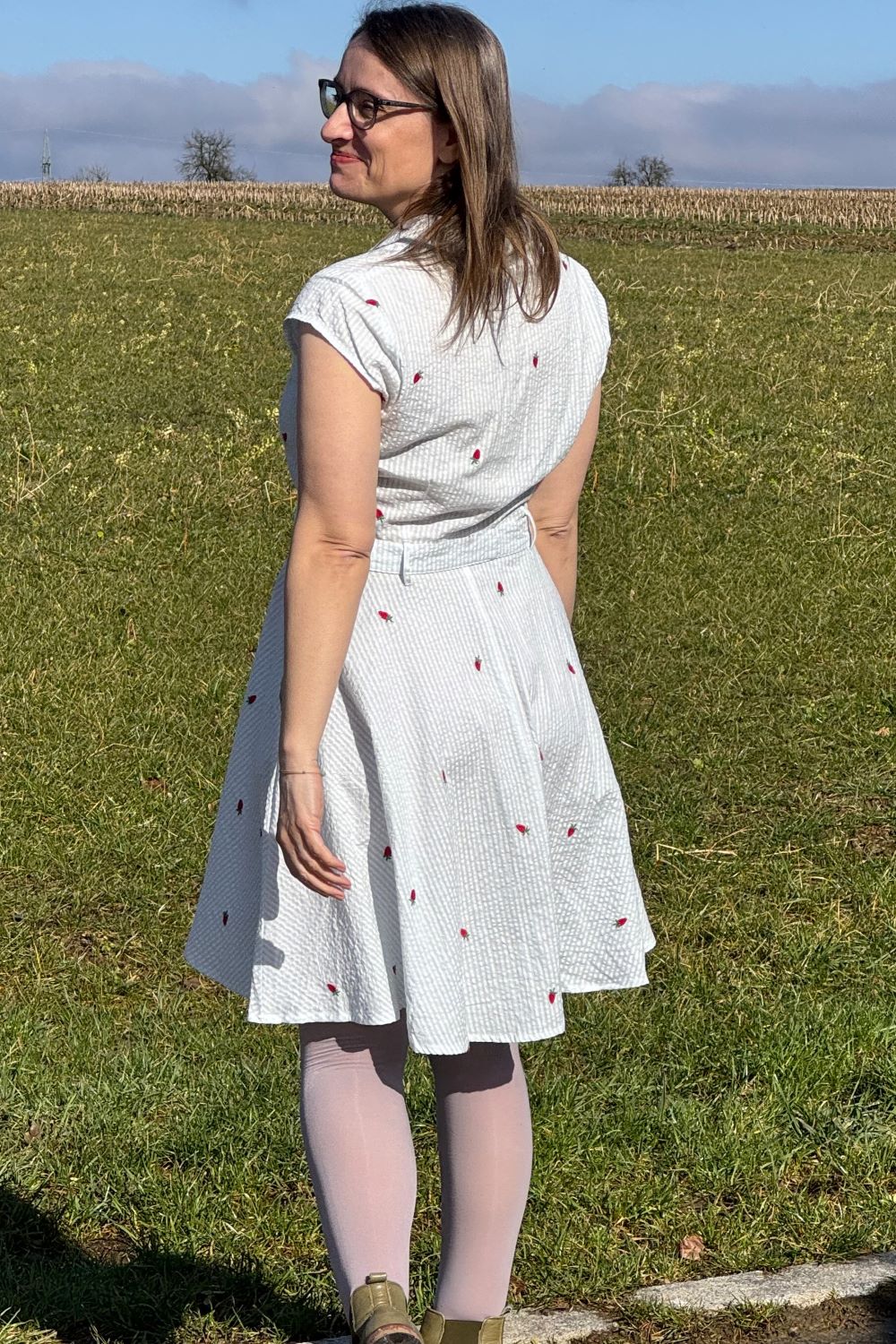 gestreiftes Kleid, Berries Embroidery