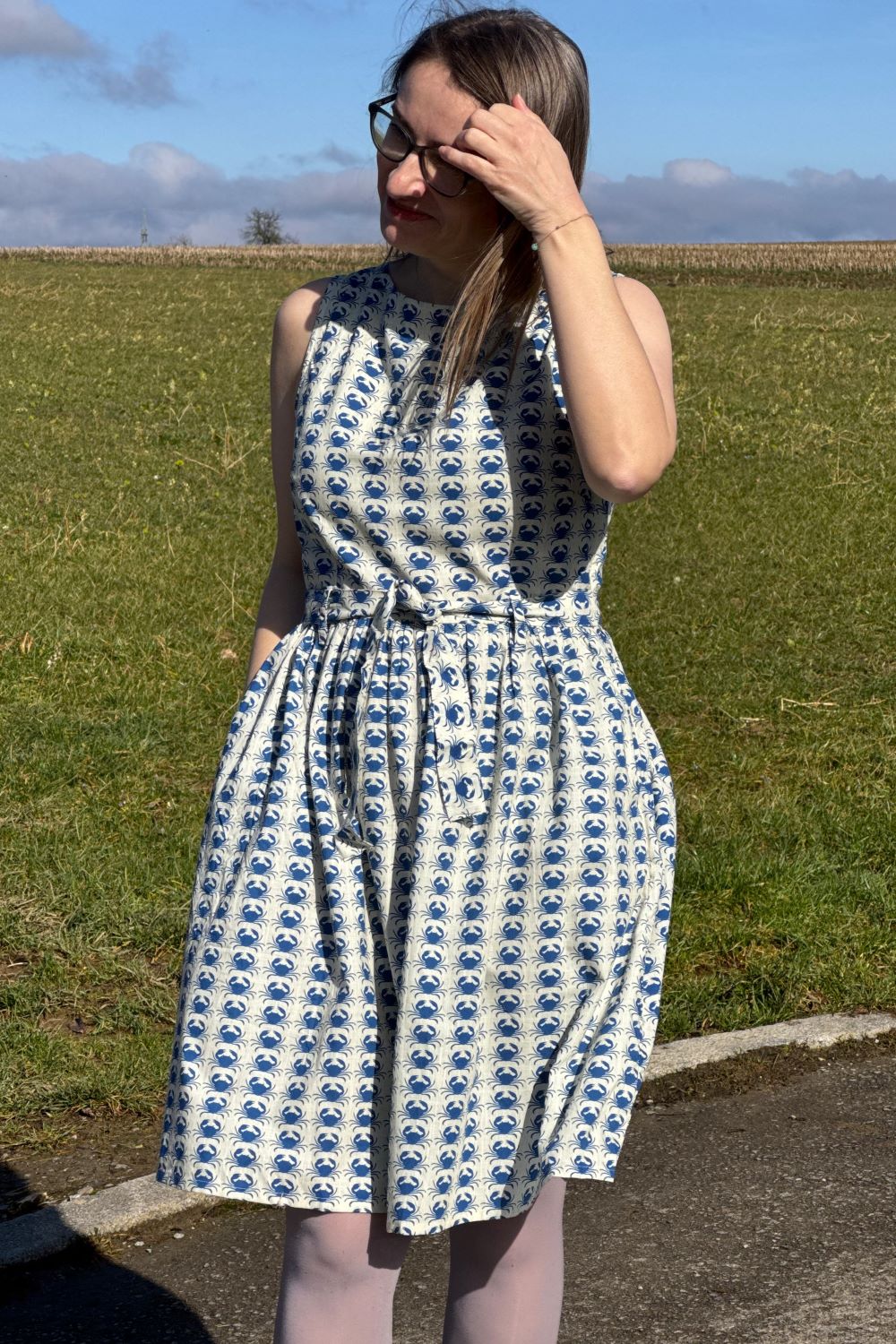 Ärmelloses Kleid, Krabben