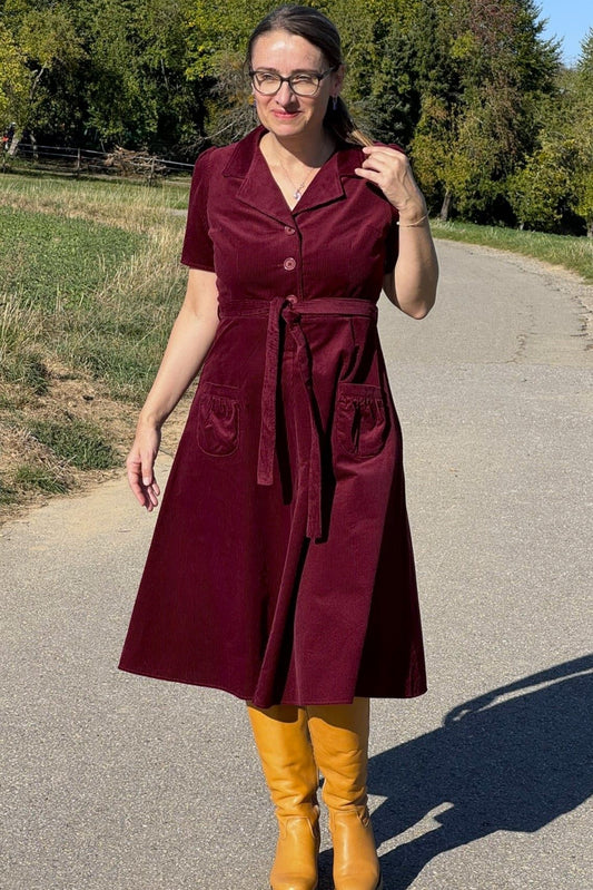 Cordkleid Revers Dress Midi, Granatrot - Midikleid Reverskragen weinrot