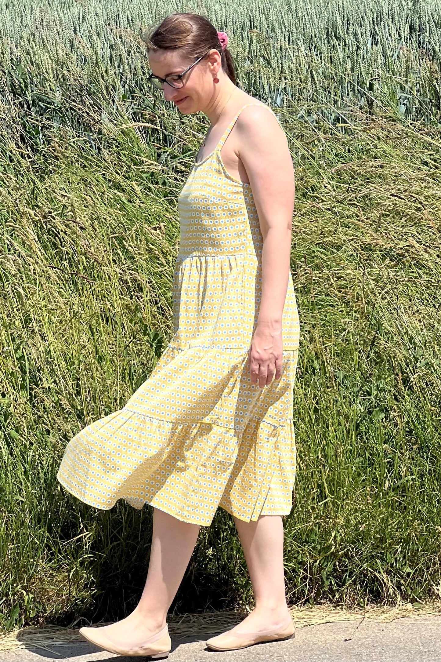 Stufenkleid mit Trägern, Daisies