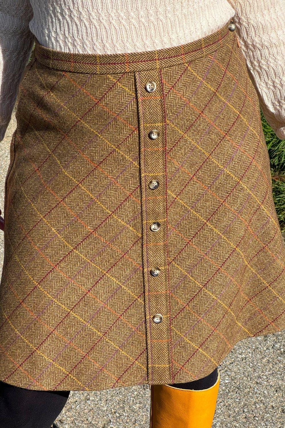 A-Line Button Skirt, Tartan Caramel - Rock Tweed-Mischgewebe knielang
