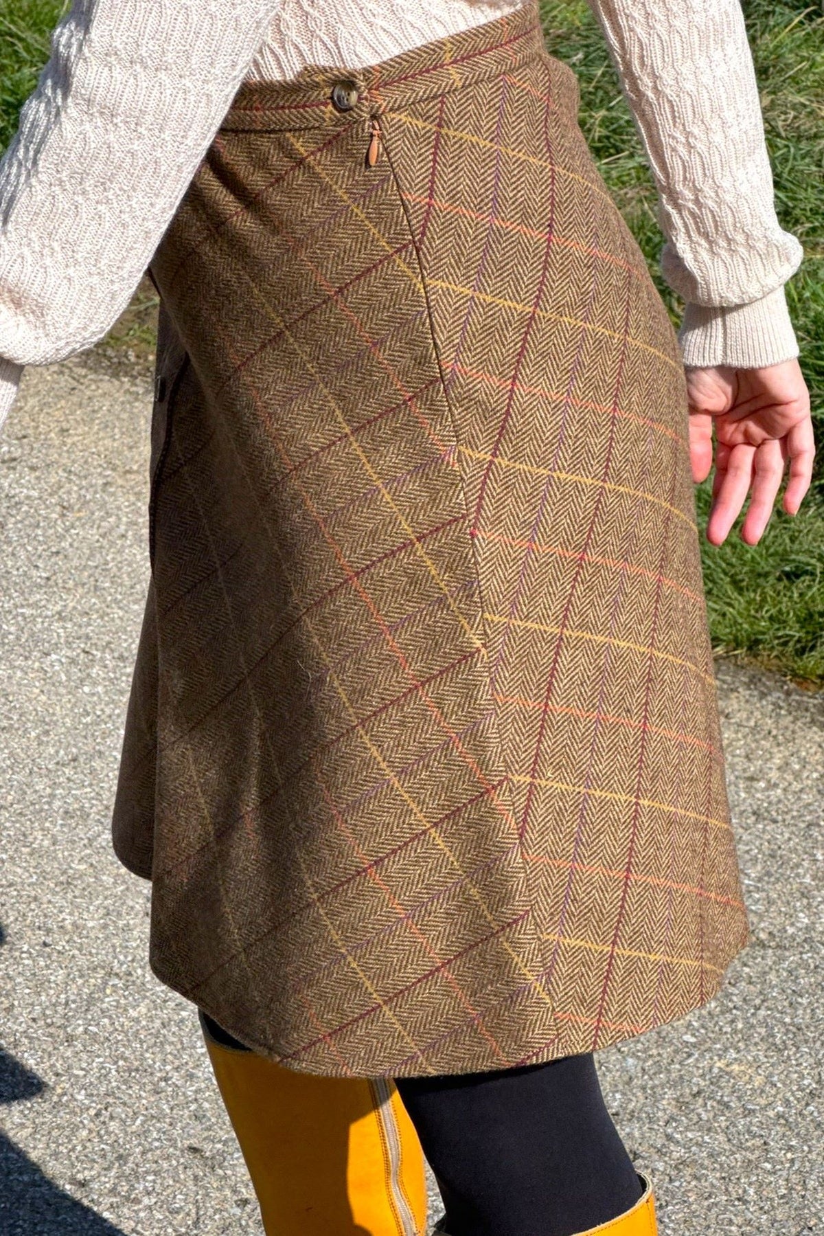 A-Line Button Skirt, Tartan Caramel - Rock Tweed-Mischgewebe knielang