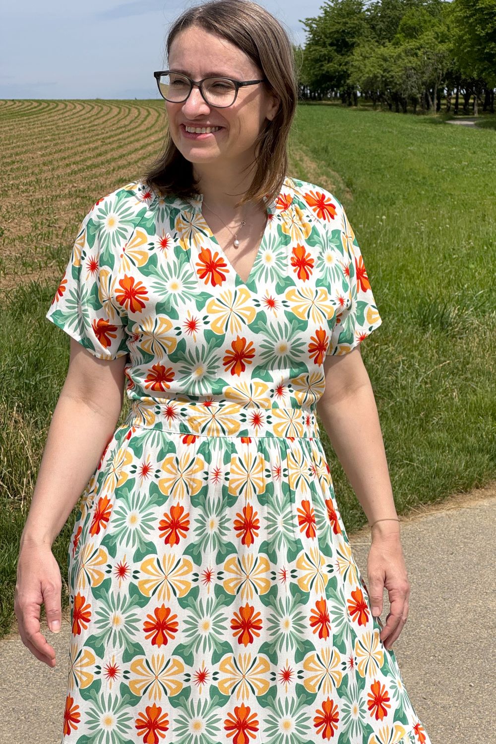 luftiges Midikleid, Tiki Floral
