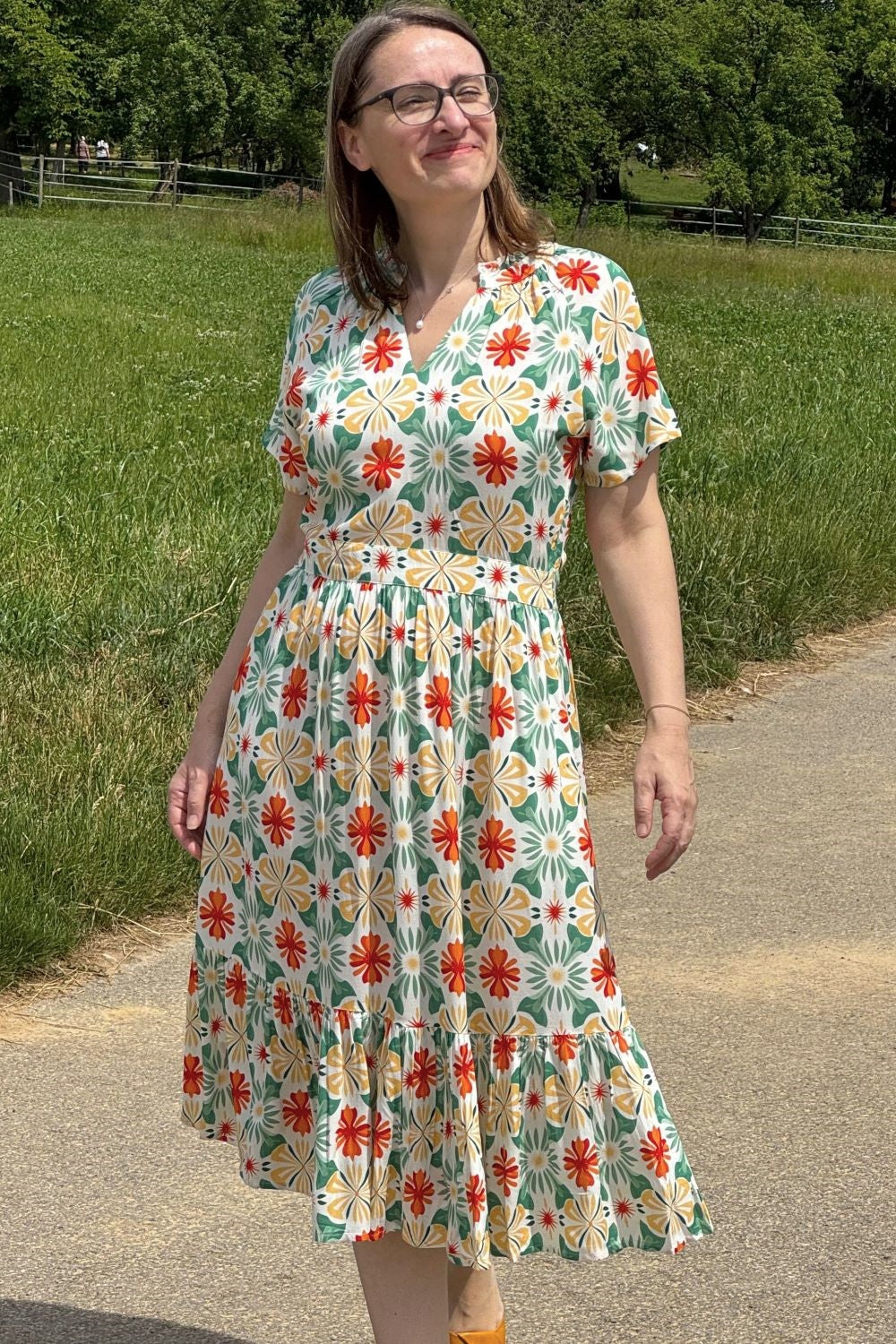 luftiges Midikleid, Tiki Floral