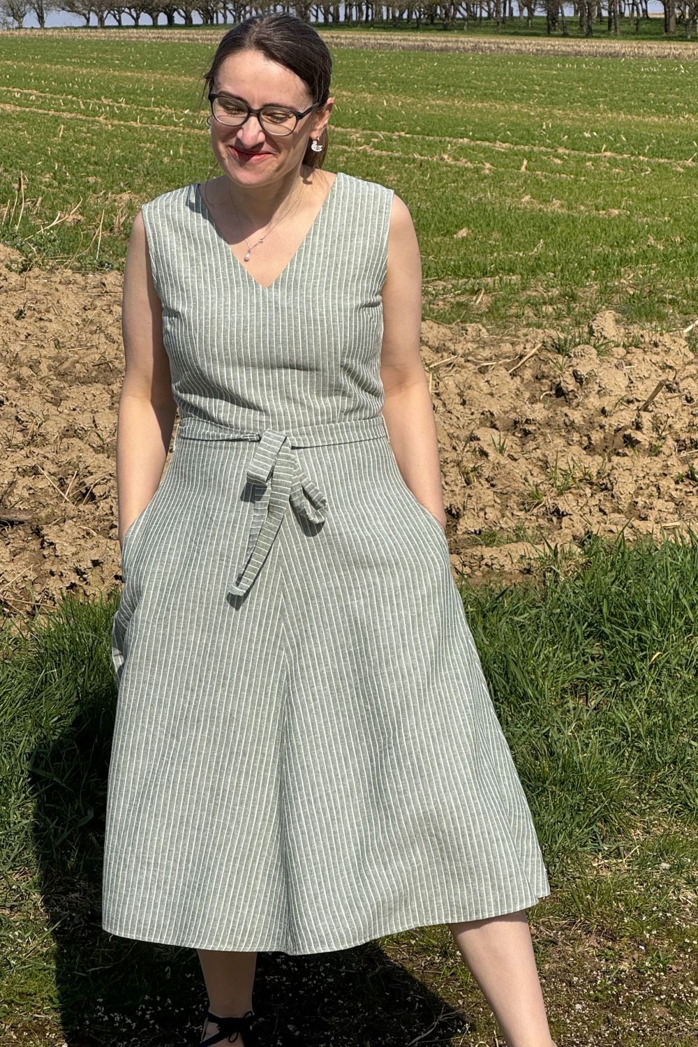 Kleid Donna Dress Linen Stripe, Olive
