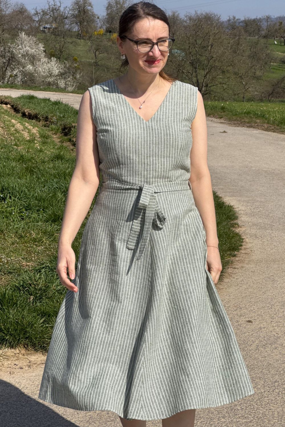 Kleid Donna Dress Linen Stripe, Olive