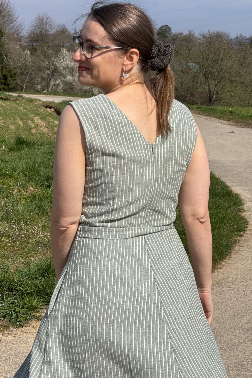 Kleid Donna Dress Linen Stripe, Olive