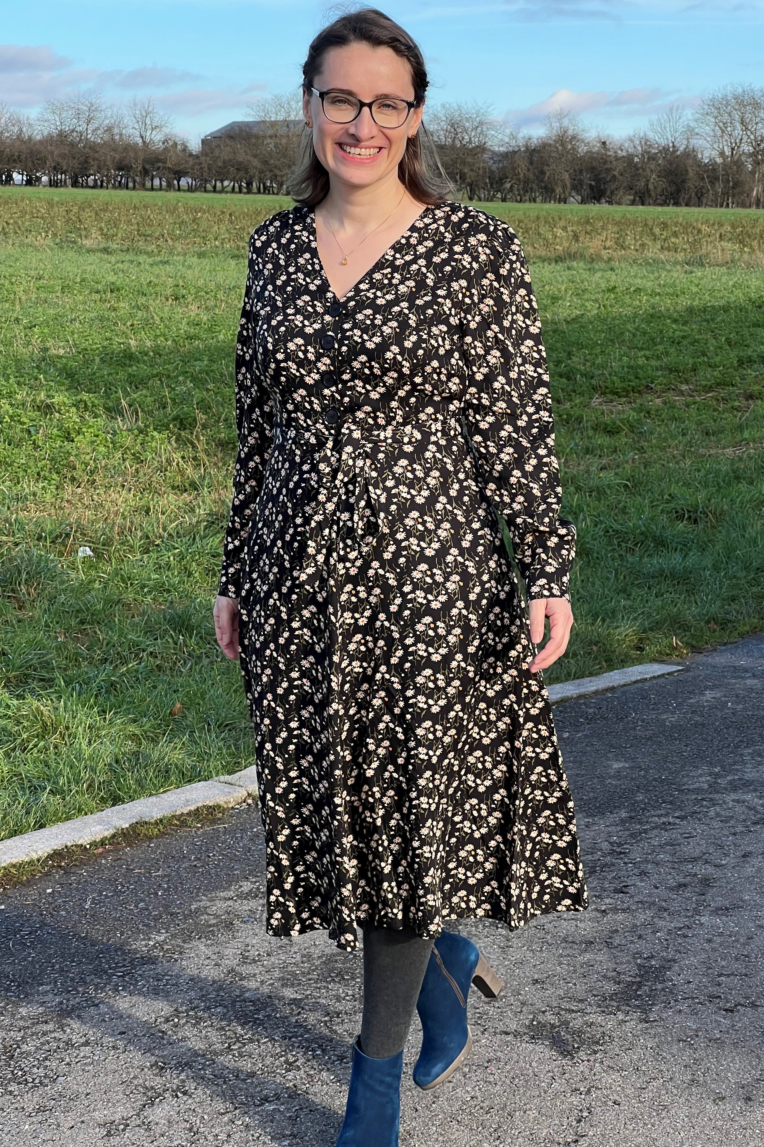 Magnolia Dress Longsleeve, Daisy Black