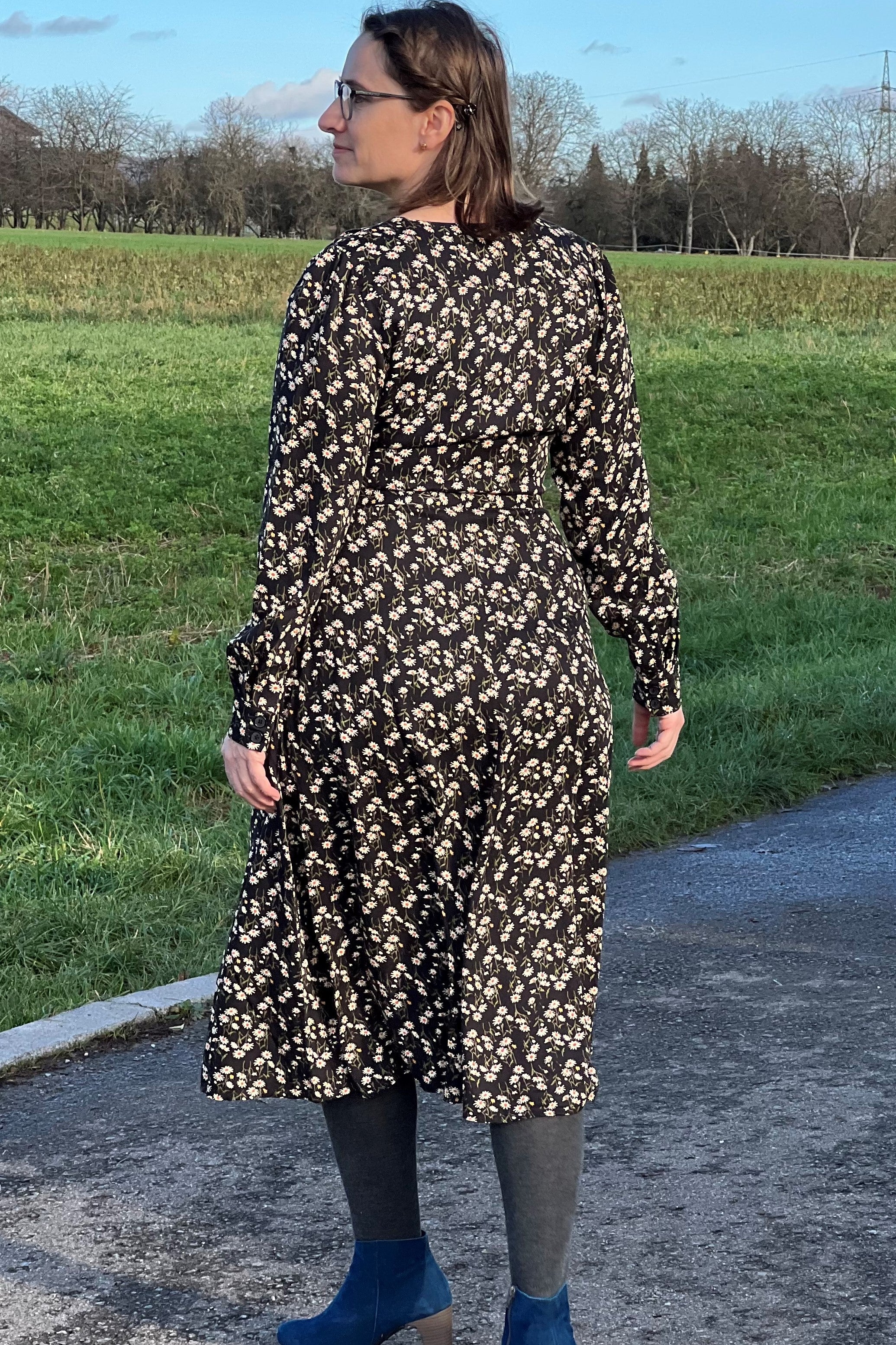 Magnolia Dress Longsleeve, Daisy Black