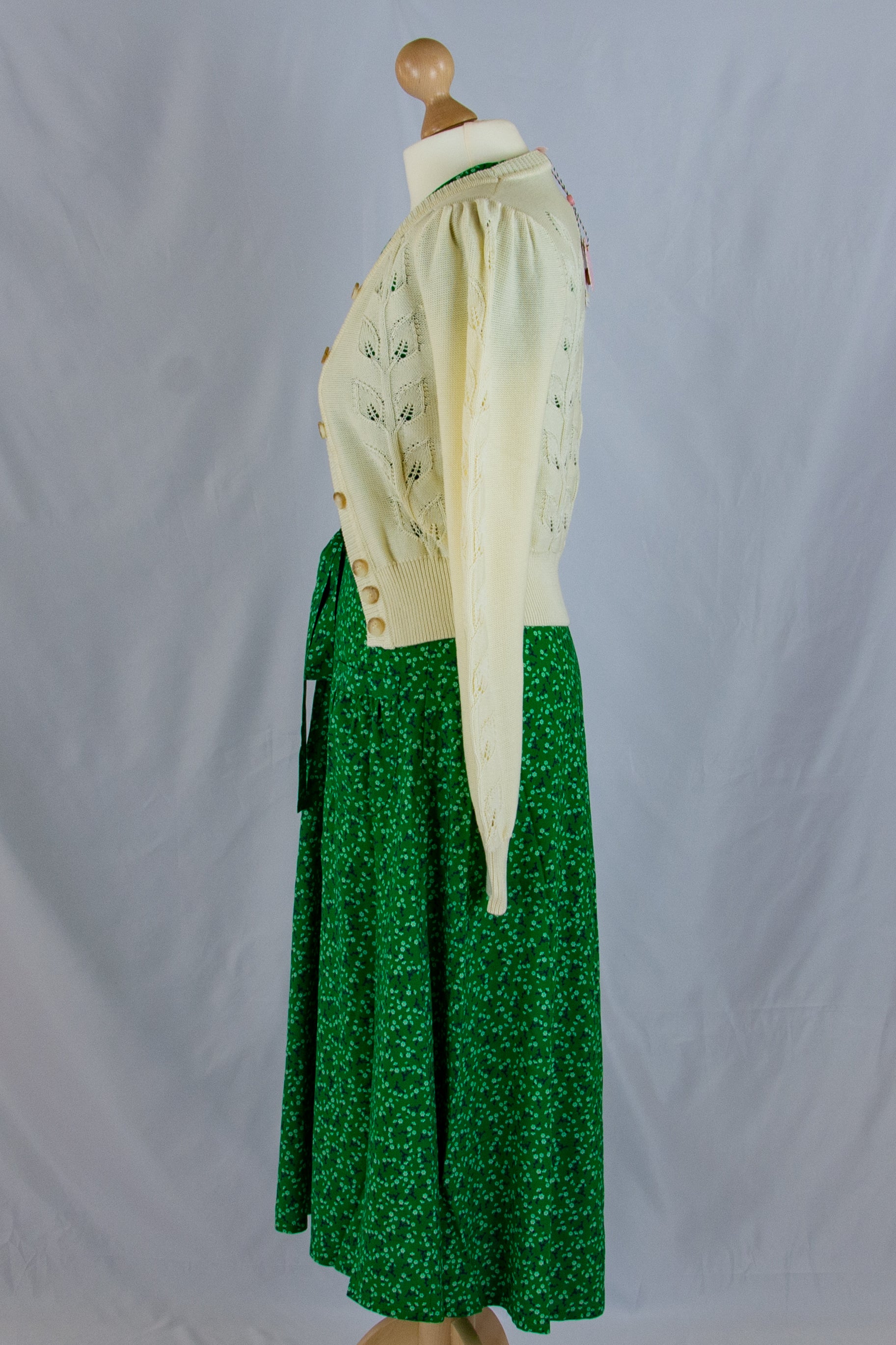 Revers Dress Midi Kamille Green, Bloemen