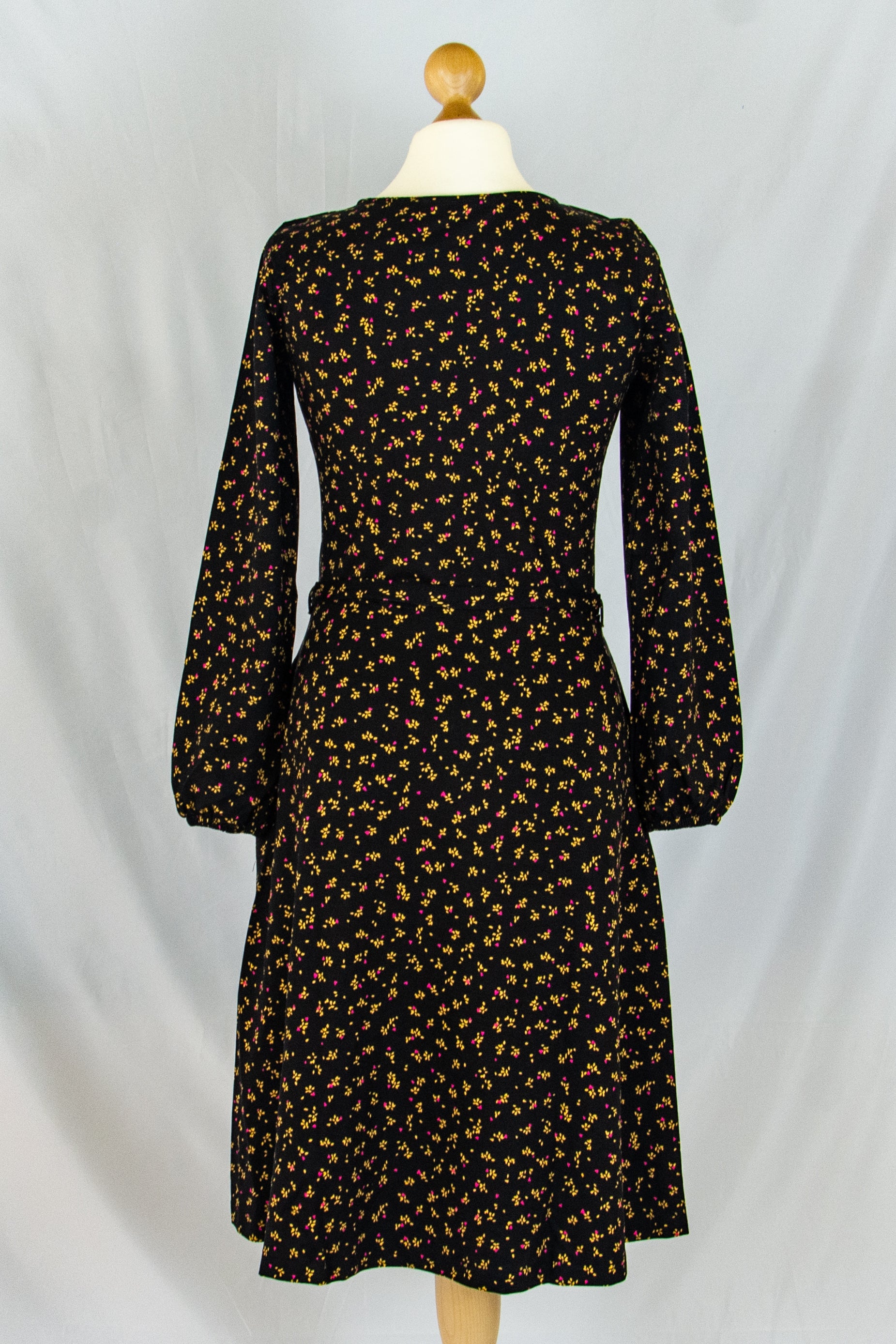 Hey Good Lookin' Kleid, Leaf Love Black