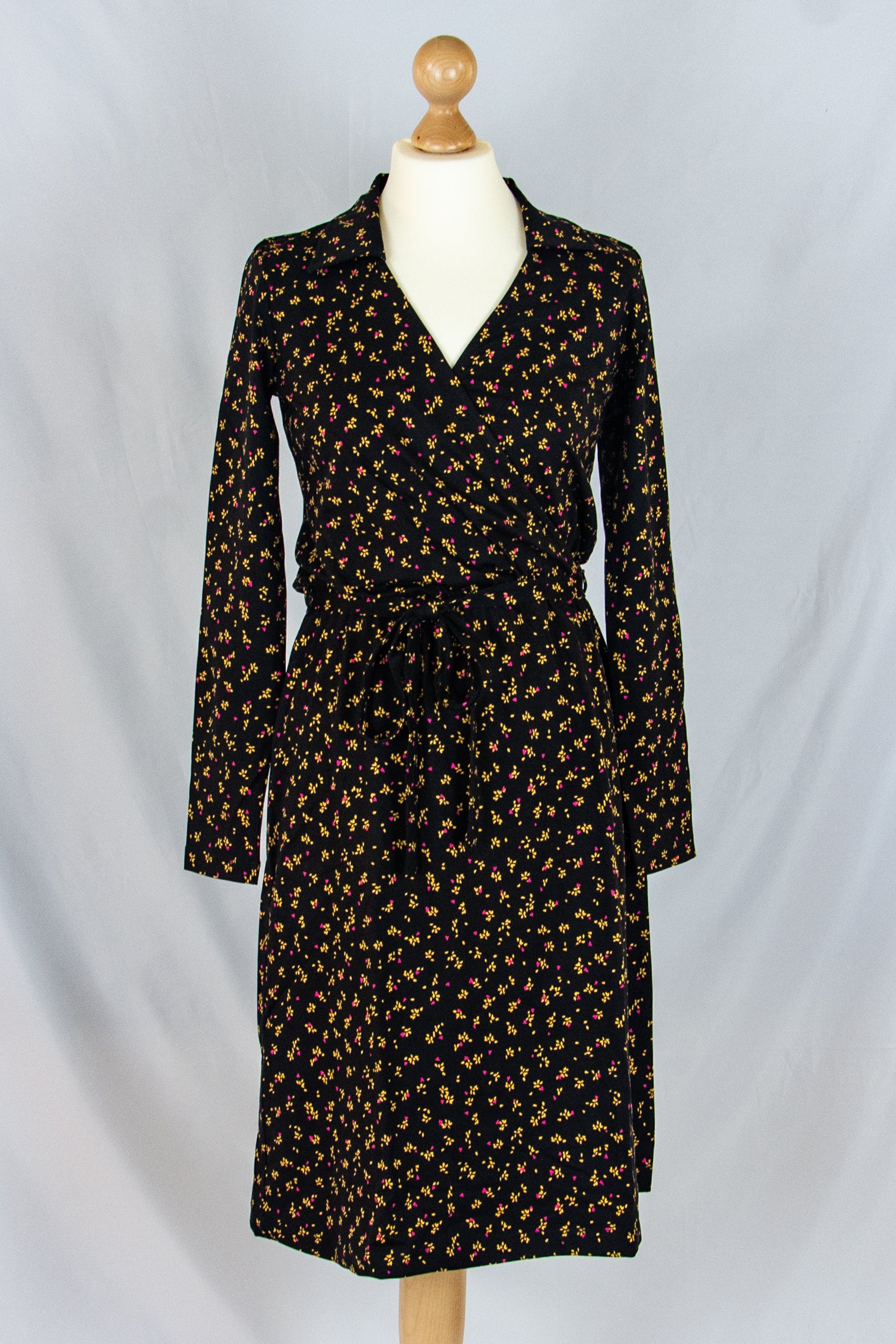 Beat City Kleid, Leaf Love Black