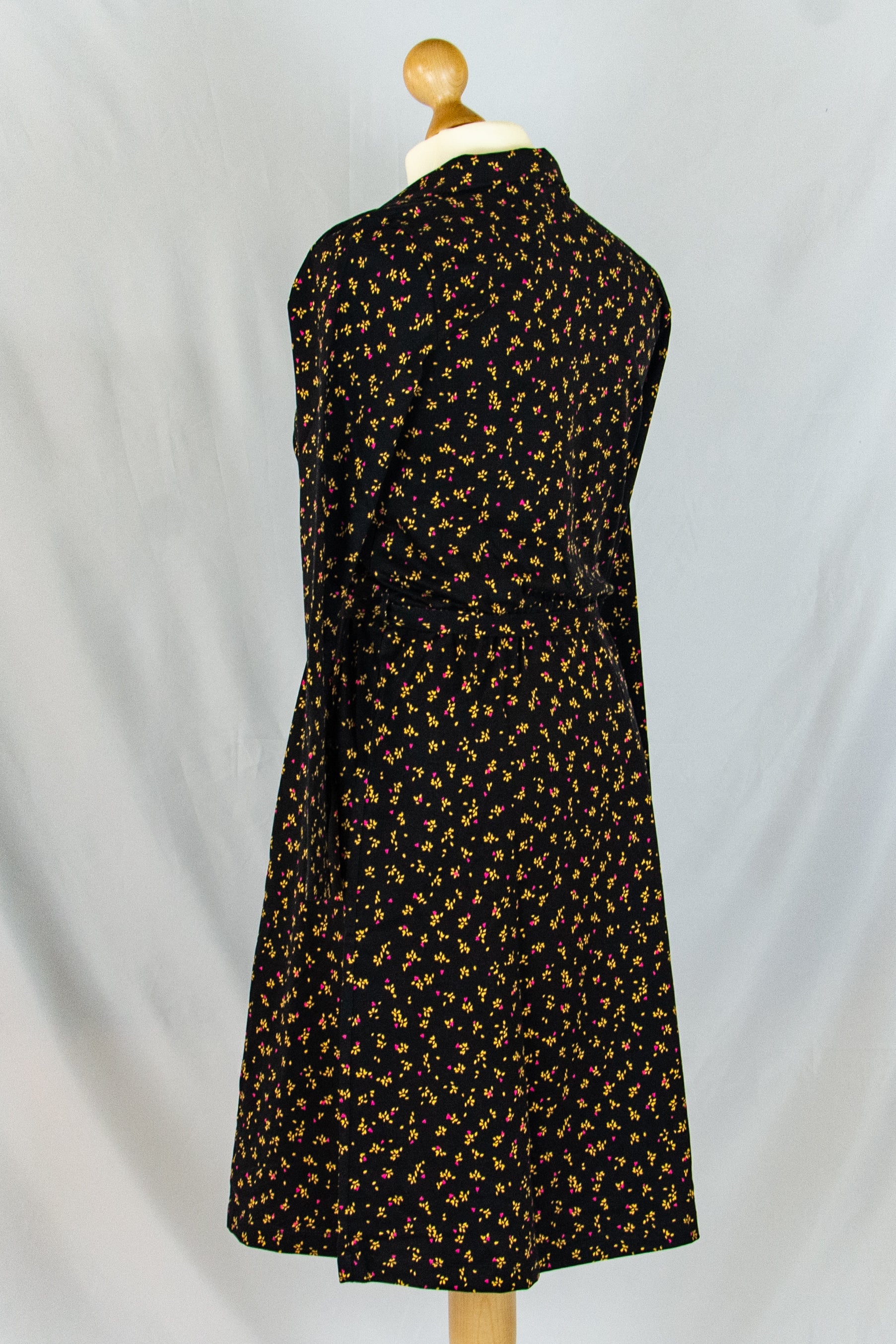 Beat City Kleid, Leaf Love Black