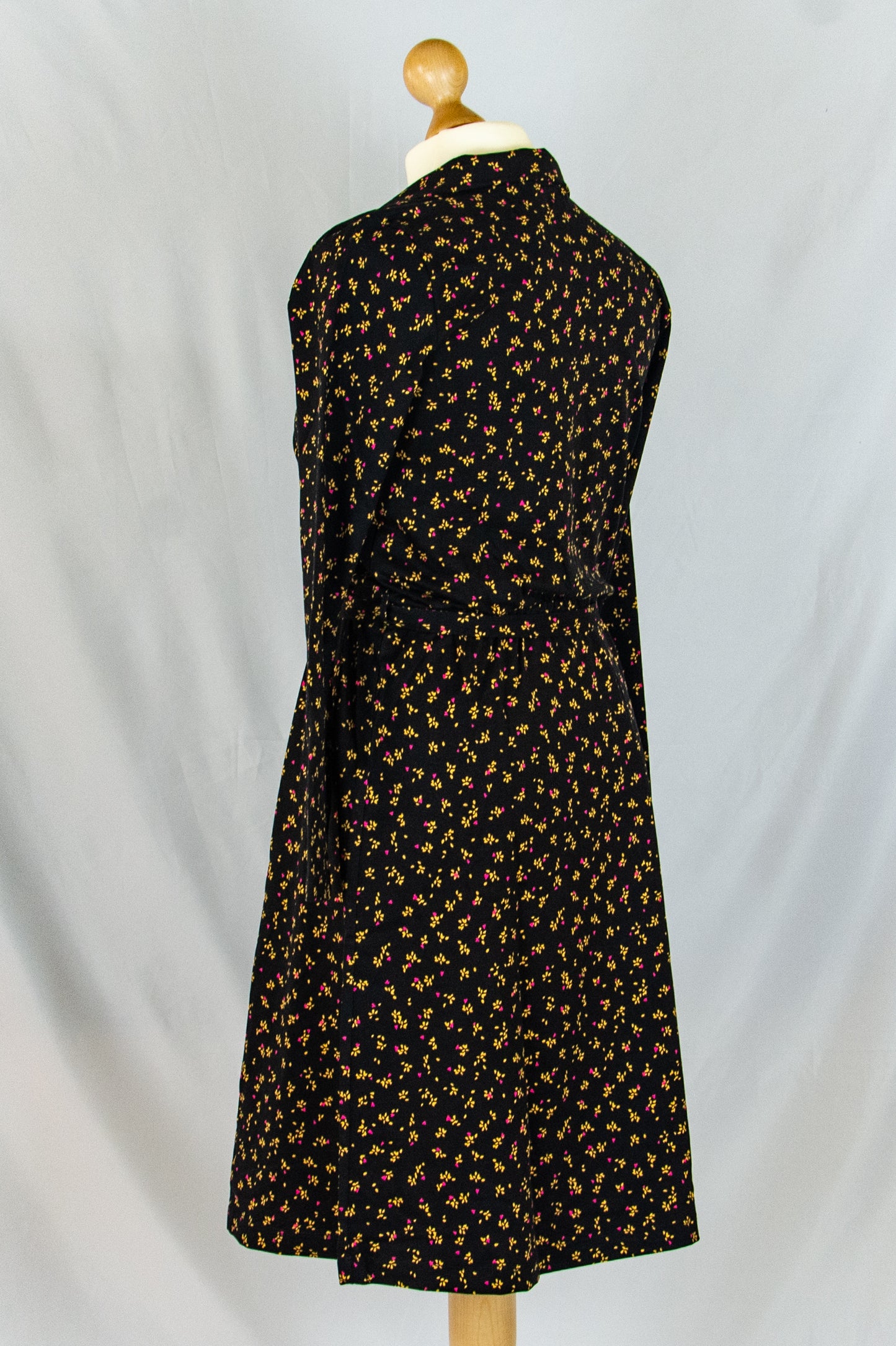 Beat City Kleid, Leaf Love Black