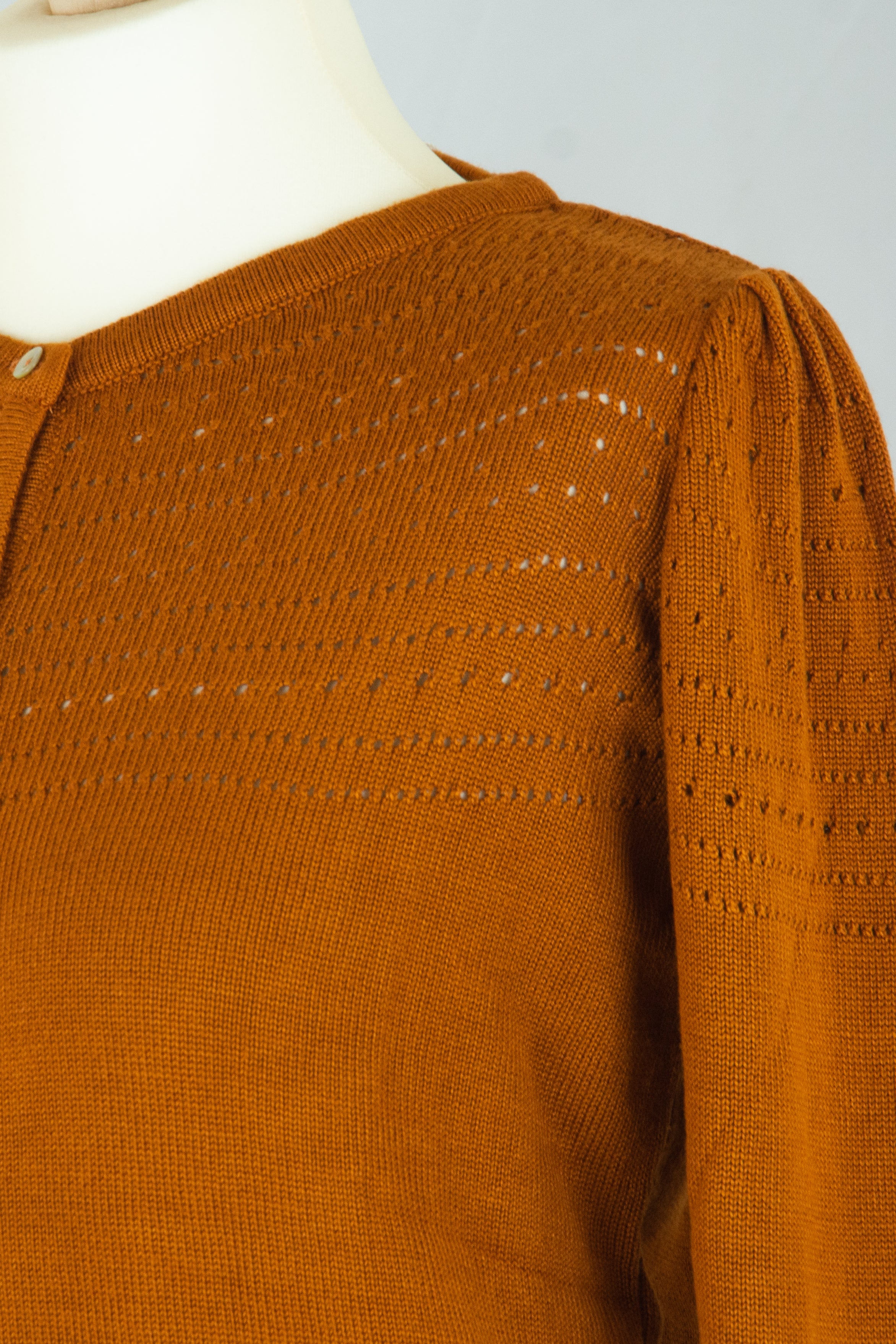 Lucia Cardigan, Cognac